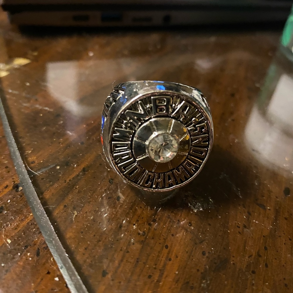 NY Knicks 1970 W. Reed Championship Ring